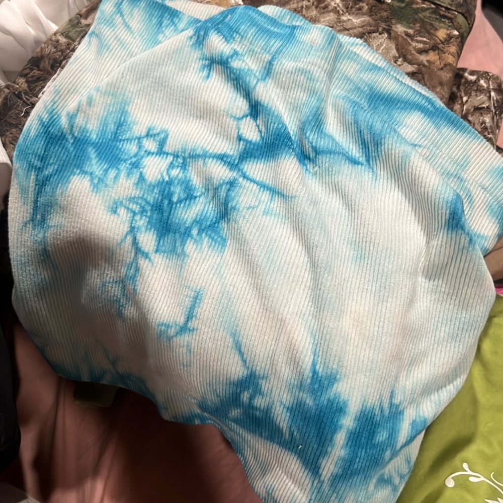Blue crop top